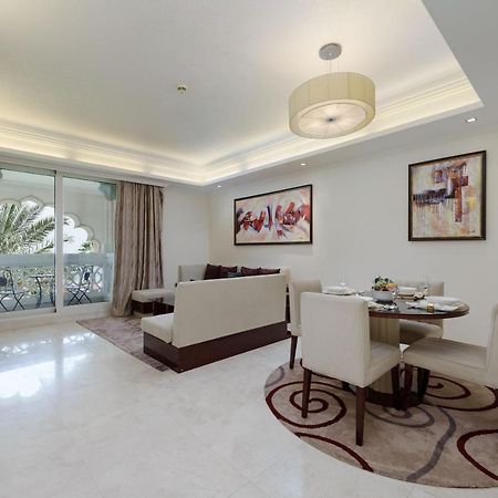 Maison Privee - Charming Apt With Sea View On The Palm Jumeirah Dubaj Kültér fotó