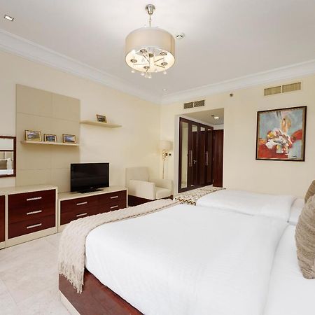Maison Privee - Charming Apt With Sea View On The Palm Jumeirah Dubaj Kültér fotó